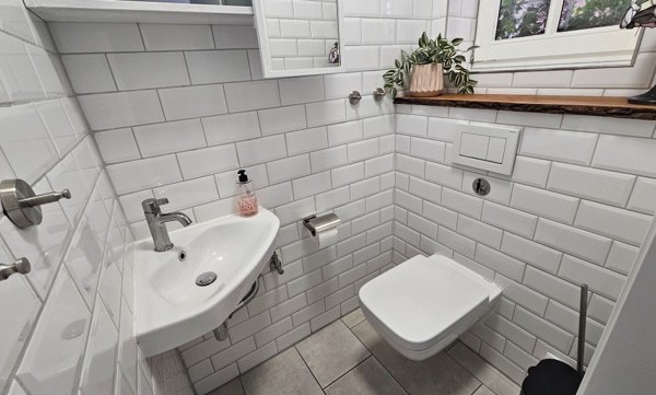 EG-zus.-WC